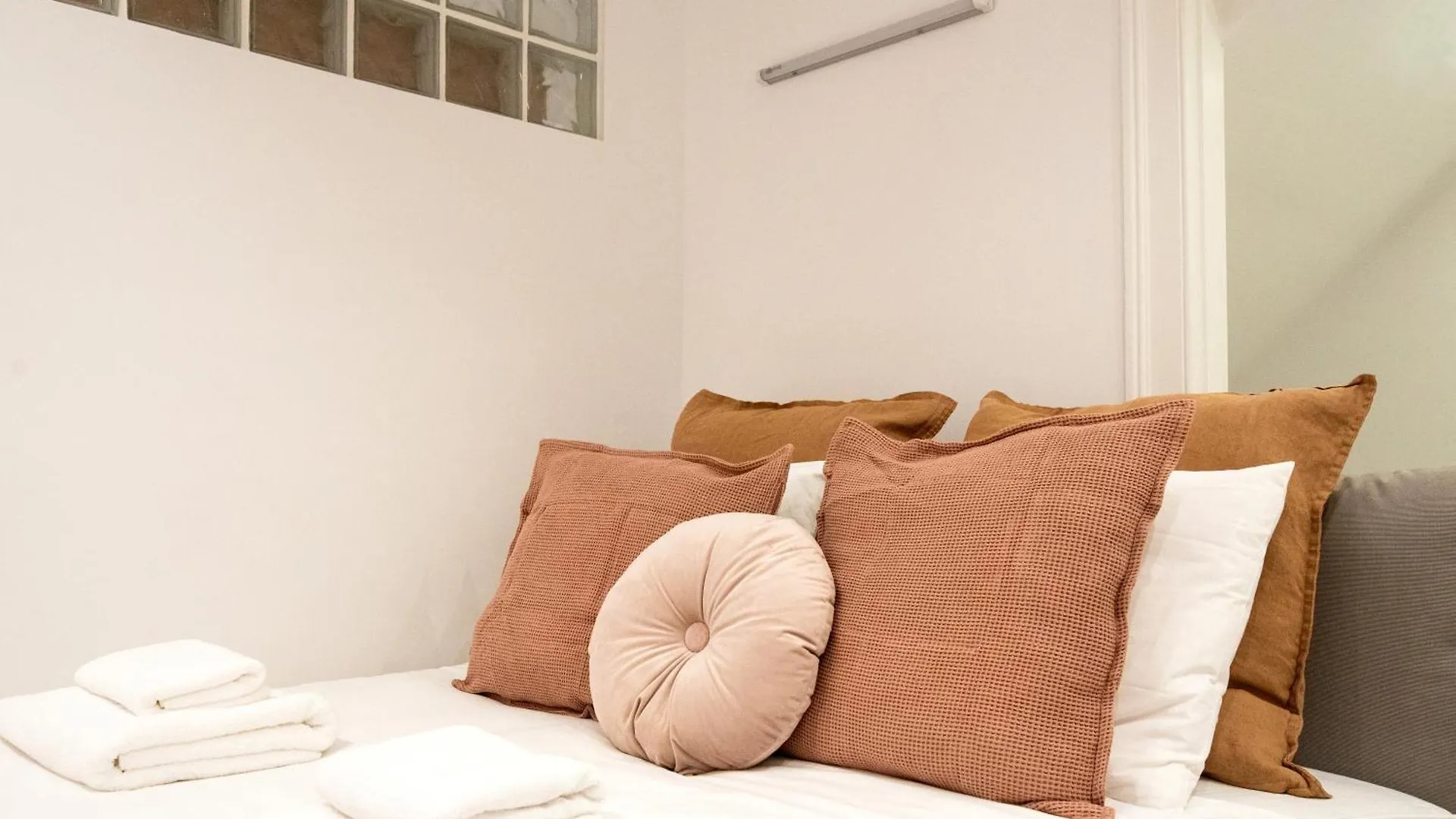 Chic 1Bed Retreat In Bairro Alto Apartment Lisbon